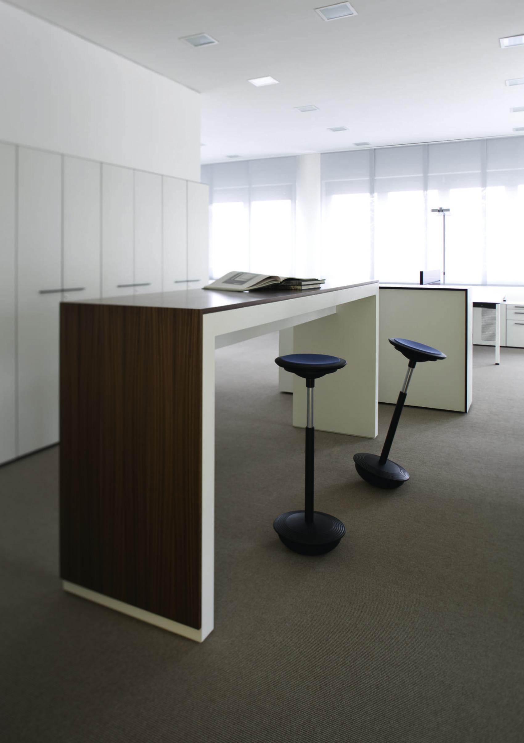 STITZ 2 by Wilkhahn 012